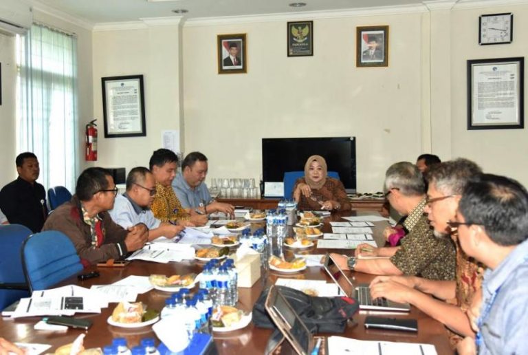 Kominfo Targetkan Semua Layanan Perizinan Kelar Sehari