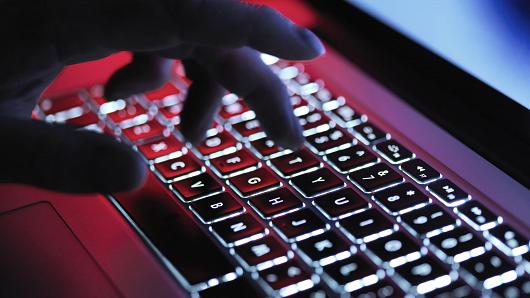 Ketika Istri Tentara AS “Diisengi” Hacker Rusia
