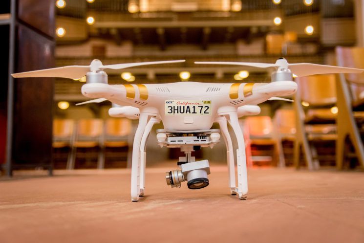 drone-license-plate-745x497.jpg.optimal Pelat Nomor