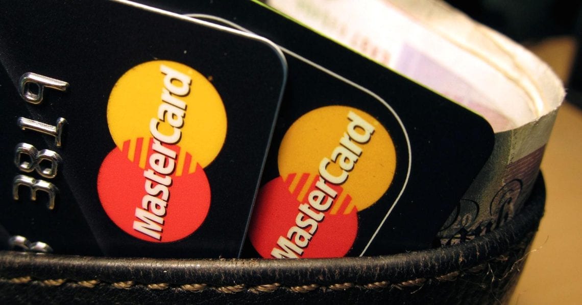 103822201-RTSJGE9.1910x1000-1 Transaksi via Mastercard