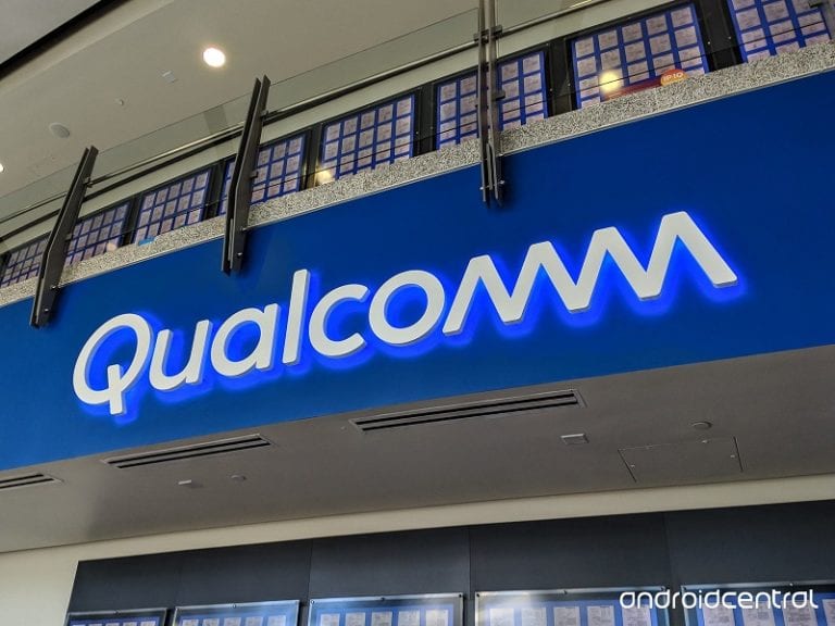 Qualcomm Bantah akan Tinggalkan Bisnis Pusat Data