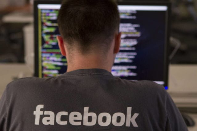 Facebook Mulai Kunci Akun Pengguna di Bawah 13 Tahun