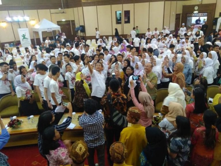 Menkominfo Ajak Anak Indonesia Aktif Berinternet Positif