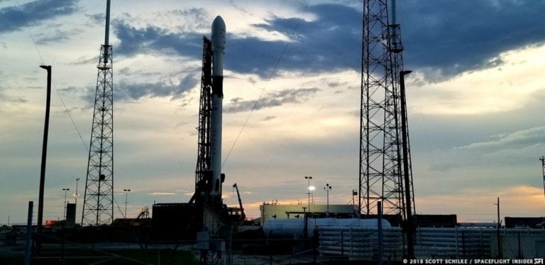 Roket SpaceX akan Bawa “Merah Putih” ke Orbit