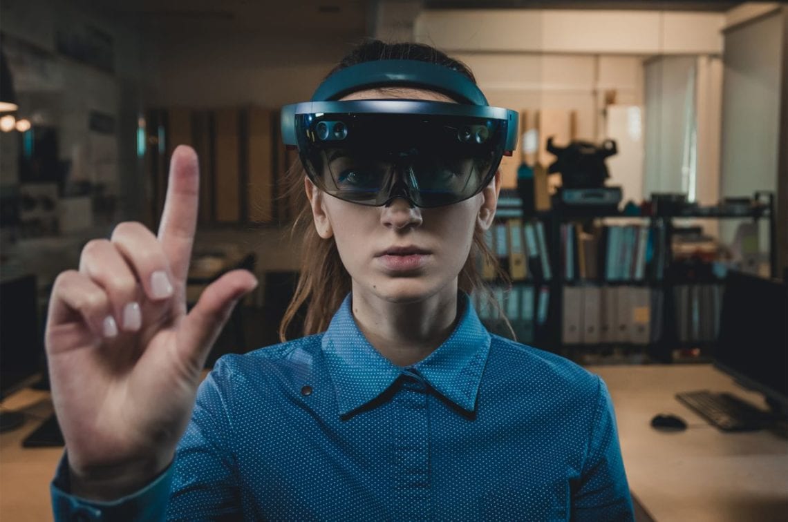ar-glasses-close-be-real-thing