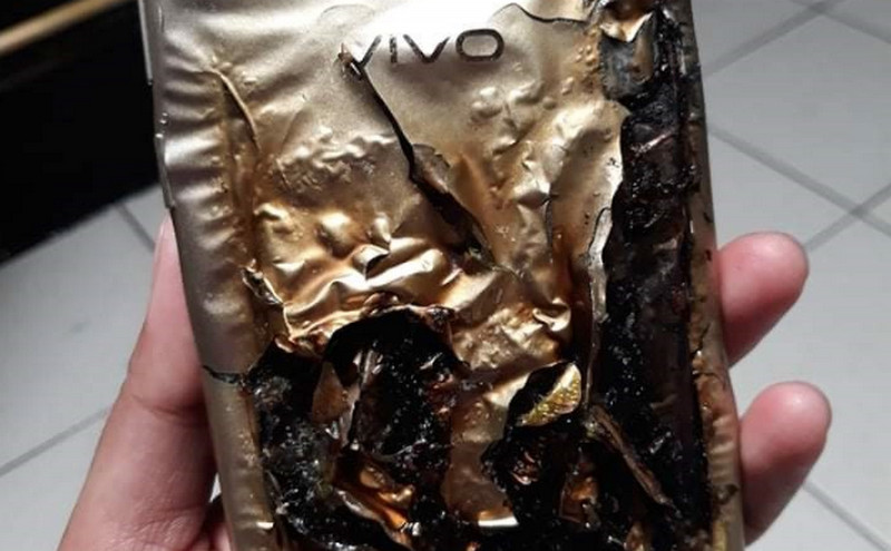 Vivo V5 Terbakar penyebab smartphone meledak