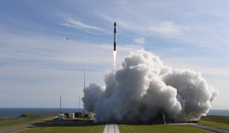 Susul SpaceX, Rocket Lab Sukses Luncurkan 6 Satelit