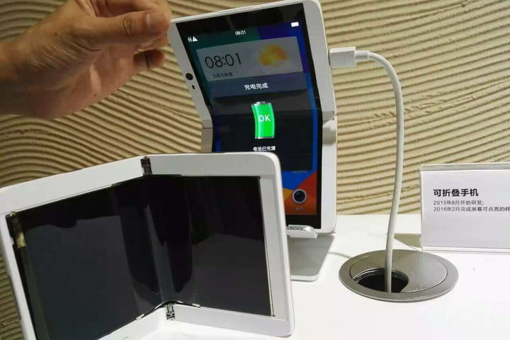 Smartphone Lipat Oppo