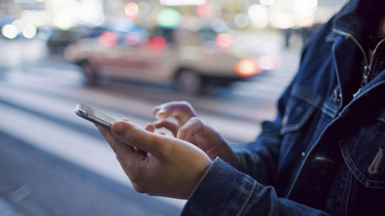 Riset: Frekuensi 2G dan 3G Picu Kanker Pada Tikus