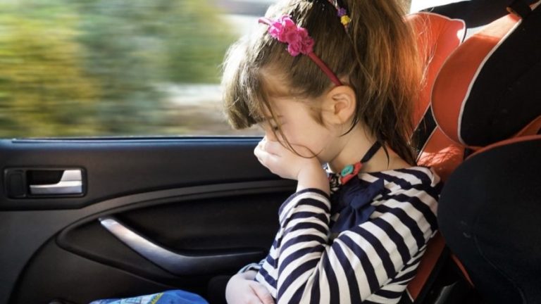 Jaguar Land Rover Kembangkan Sistem Anti Mabuk Kendaraan 