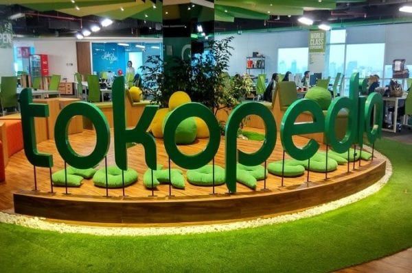 Twitter #UninstallTokopedia Ustad Haikal Hassan