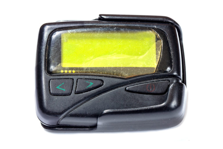 Unik! Di Negara Ini Masih Ada yang Pakai Pager
