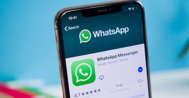 Pengguna iOS Bisa Balas Obrolan di Grup WhatsApp Secara Privat