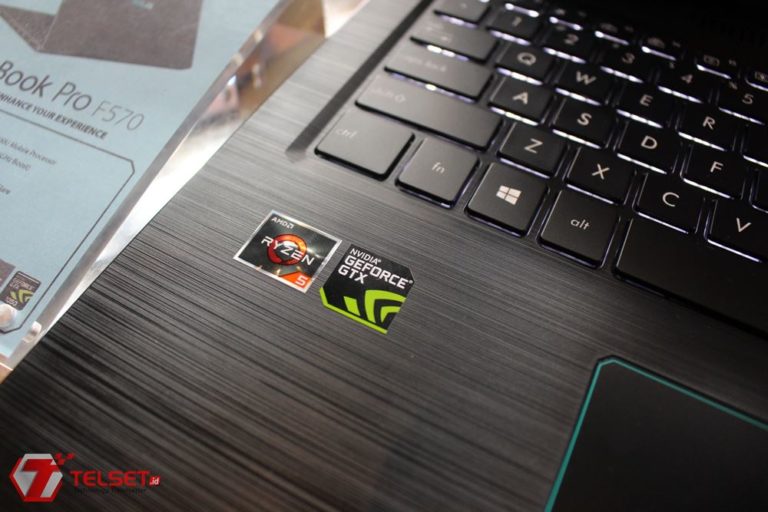 VivoBook Pro F570