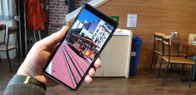Samsung Galaxy S10-1