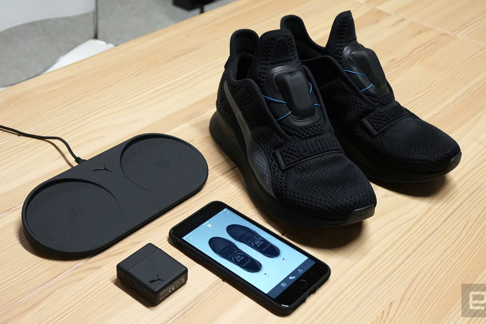 Sepatu Sneakers