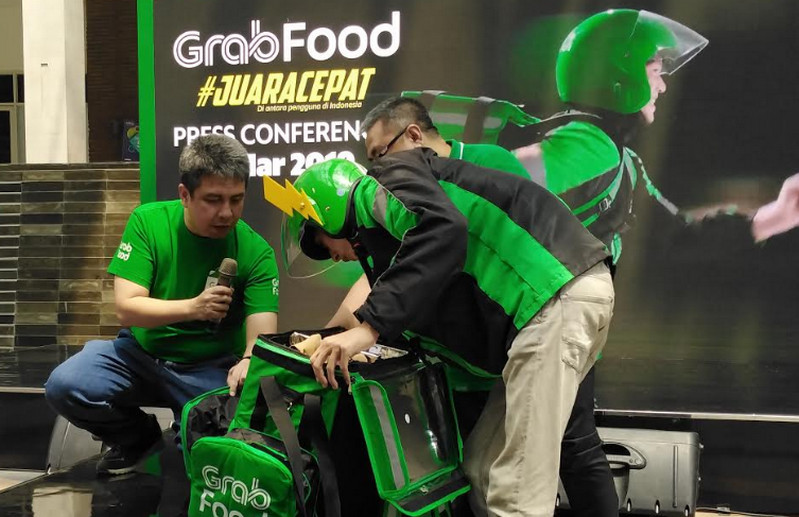 GrabFood kirim pesan makanan