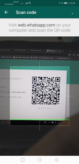 scan barcode whatsapp web di ponsel