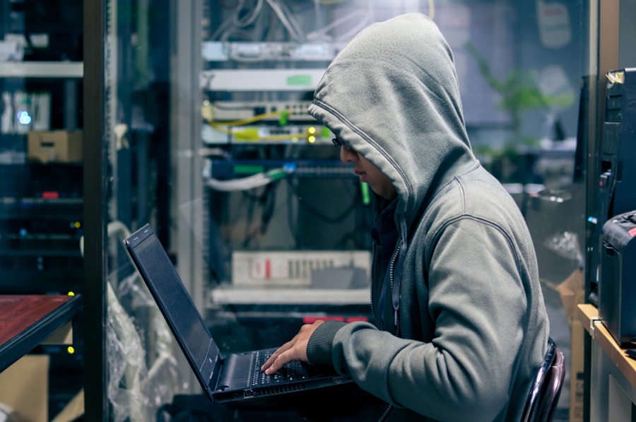 hacker2