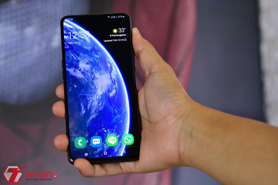 Samsung Galaxy A80