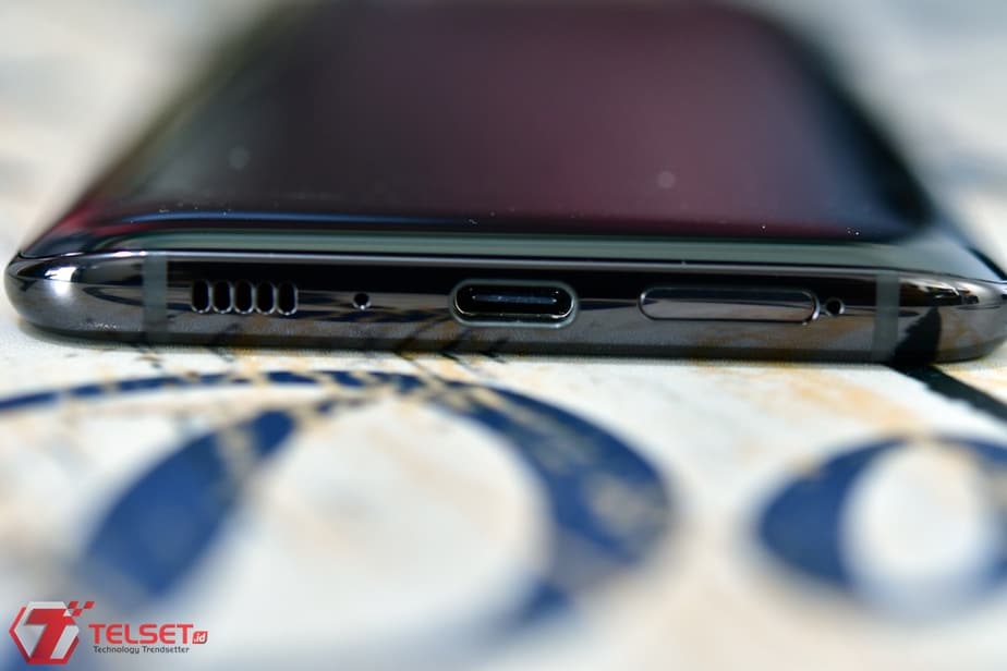 Samsung Galaxy A80