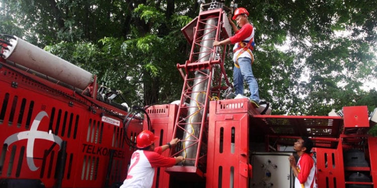 Telkomsel down