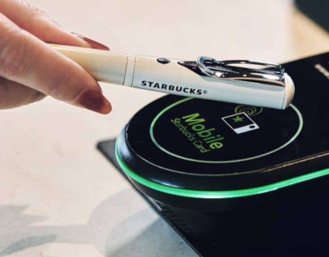 Unik! Pena Starbucks Bisa Dipakai untuk Membayar Kopi