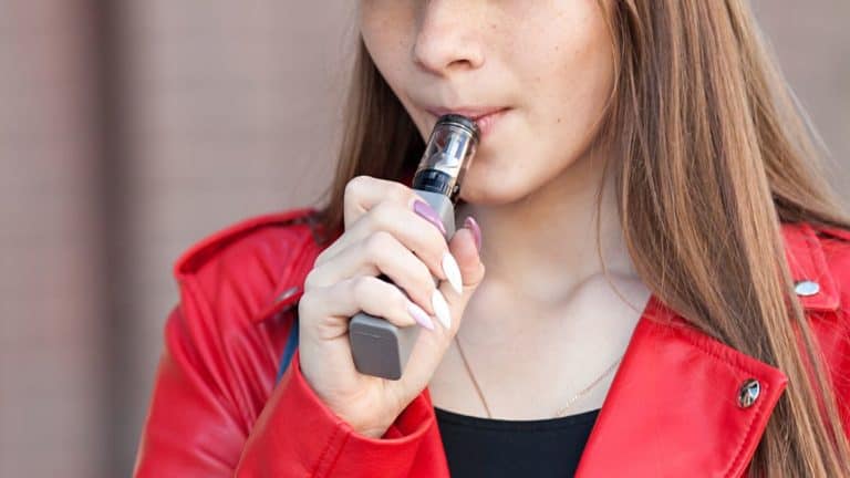 Penyakit Misterius Muncul, FDA Larang Penggunaan Vape dengan THC