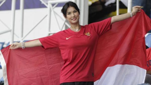 Maria Ozawa Miyabi Timnas Indonesia
