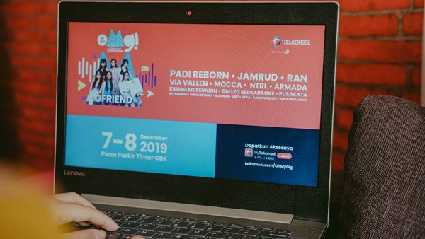 Oh My Gig-2 GFriend Oh My Gig Telkomsel