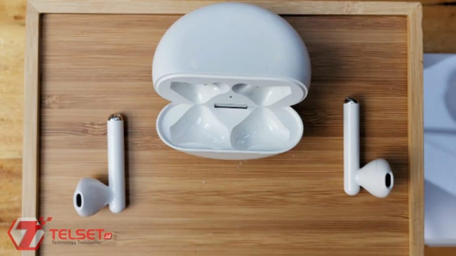 PicsArt_11-25-07.08.24 Huawei Freebuds 3