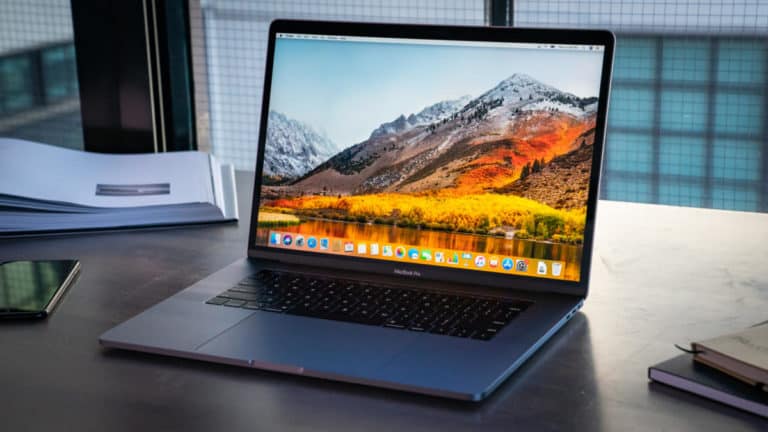 MacBook Pro 16 Inci