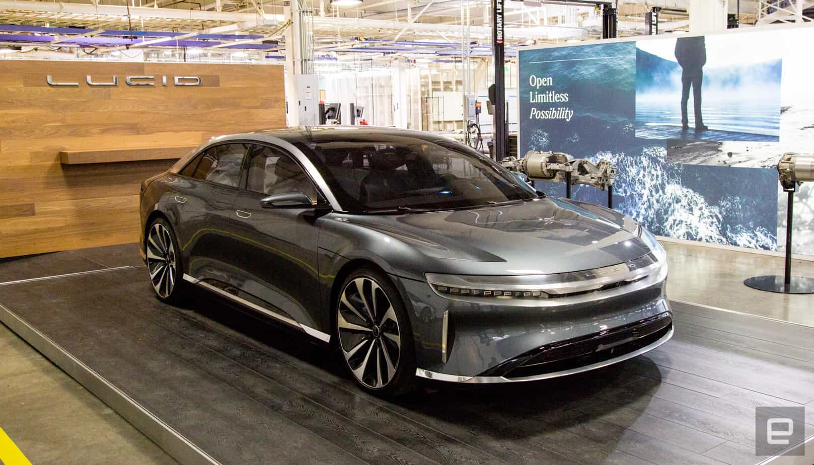 Sedan Mewah