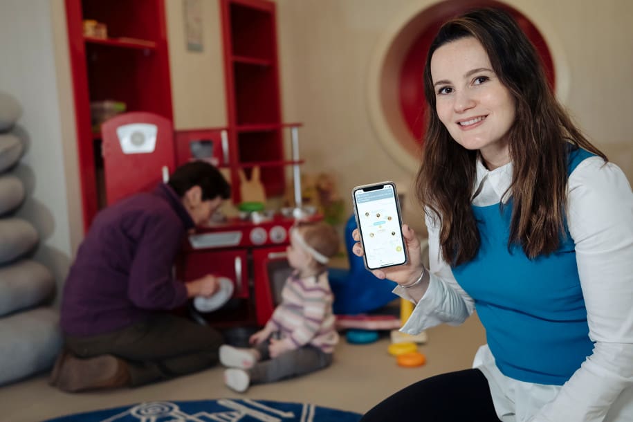 nanny-app-02 Aplikasi mata-mata