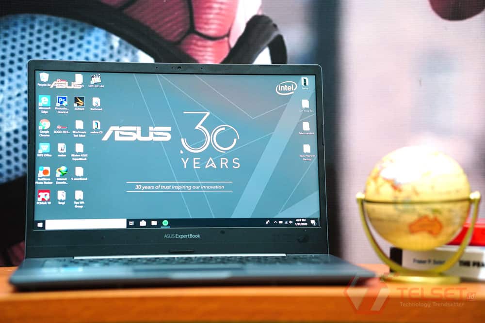 Laptop kelas militer