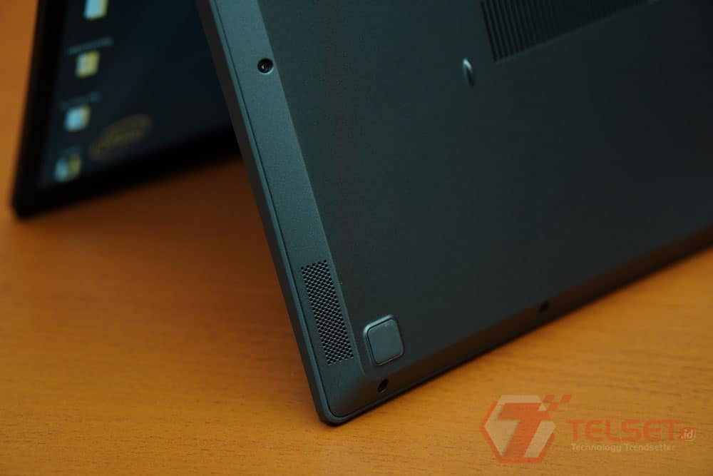 Laptop kelas militer