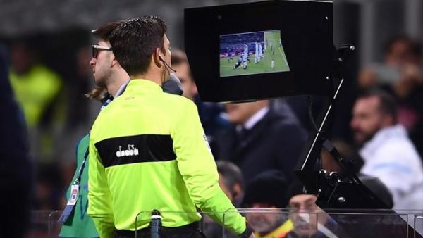 Teknologi sepak bola