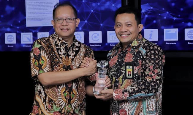 Telkomsel Pajak Telkomsel Penyumbang Pajak Terbesar
