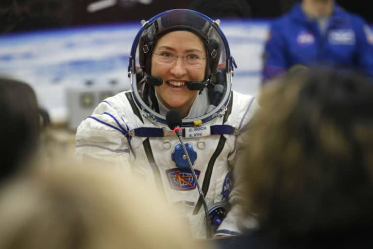 astronot terlama di ruang angkasa astronot perempuan