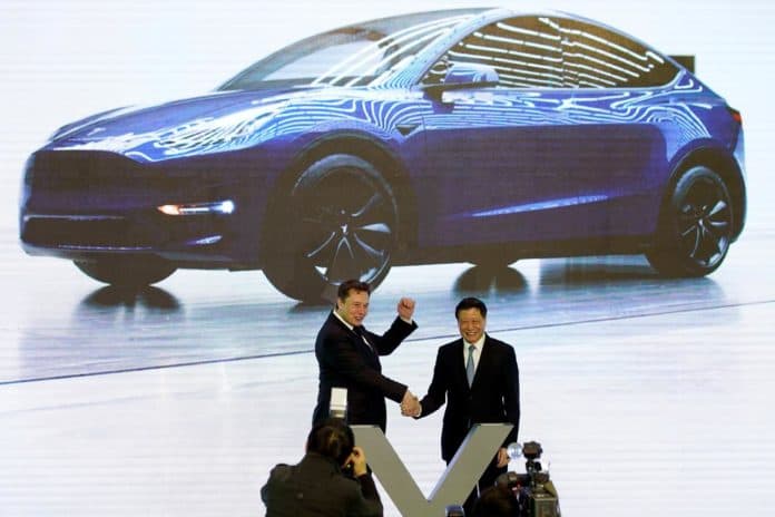 s1.reutersmedia.net Tesla SUV Model Y