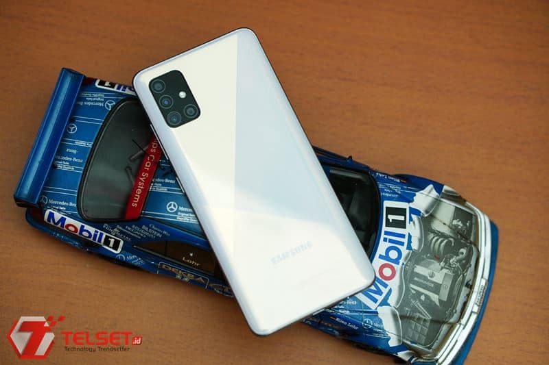 Review Samsung Galaxy A51