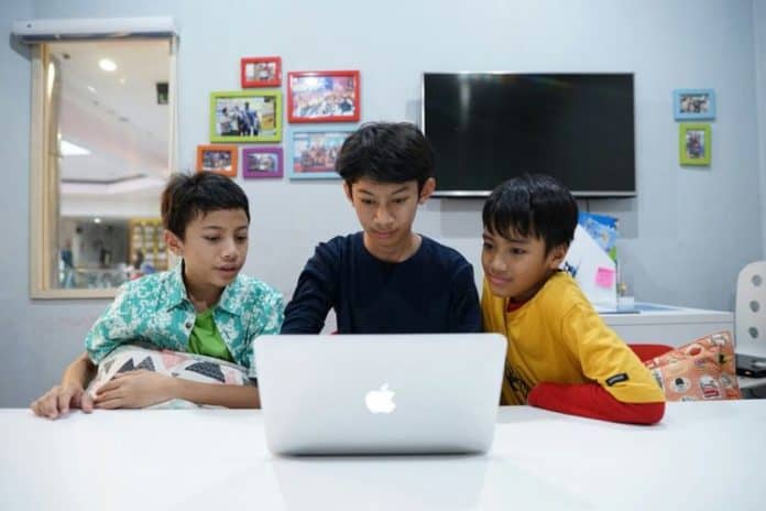 Aplikasi Belajar online