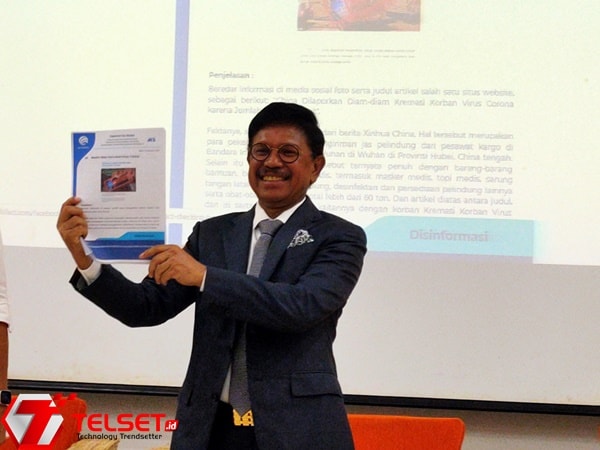 Menkominfo Corona