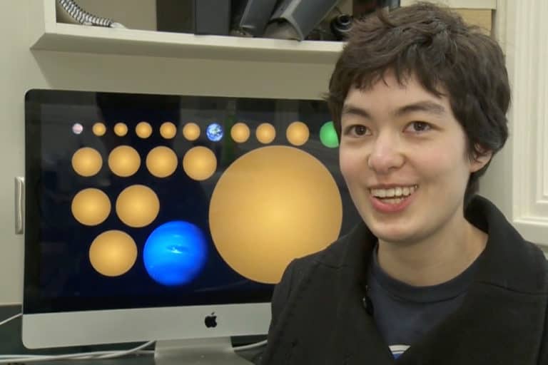 Mahasiswa Astronomi Ini Berhasil Temukan 17 Planet Baru