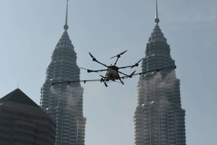 Drone untuk Bersihkan Kota