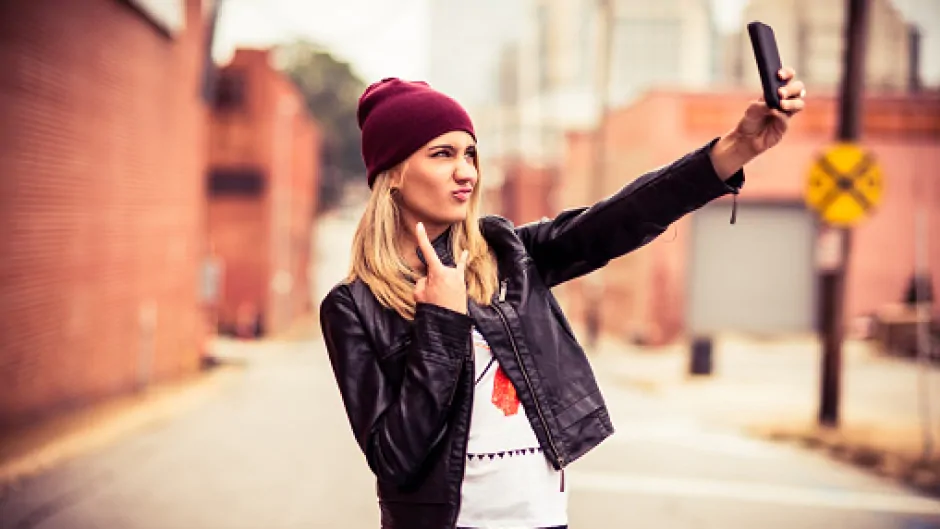 Aplikasi Selfie Terbaik Android-FI Aplikasi kamera Selfie