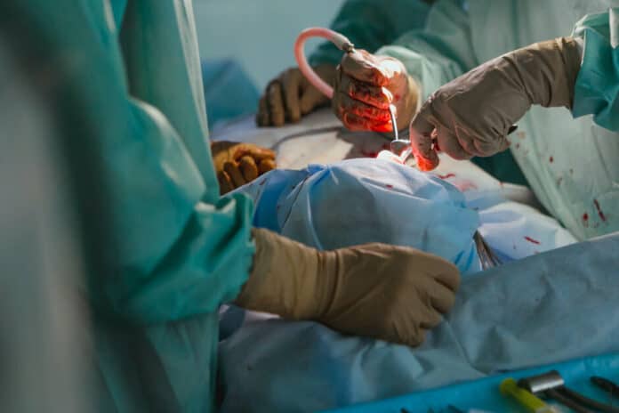 Apple-Watch-catches-severe-heart-problem-that-a-hospital-ECG-missed Apple Watch Jantung akut