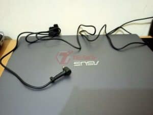  Penyebab Charger Laptop Rusak menggulung kabel