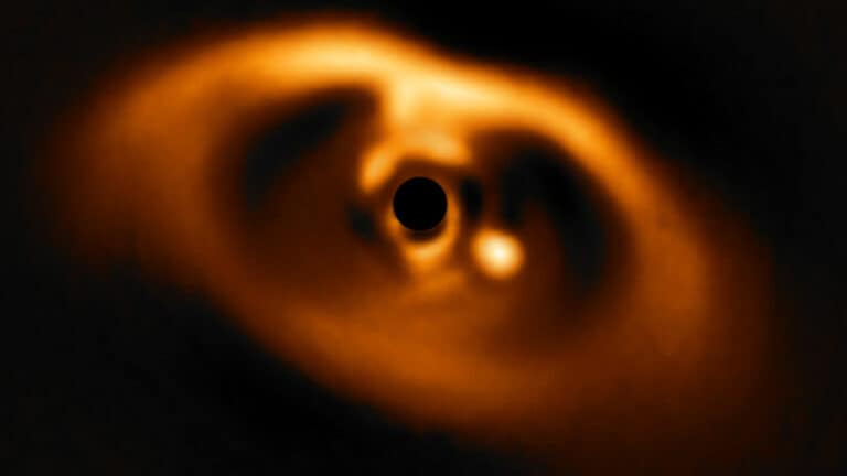 Pertama Kalinya! Astronom Saksikan Kelahiran Planet Baru
