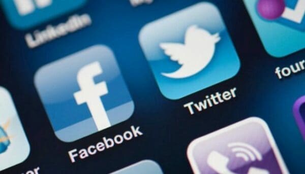 Facebook Twitter Donald Trump